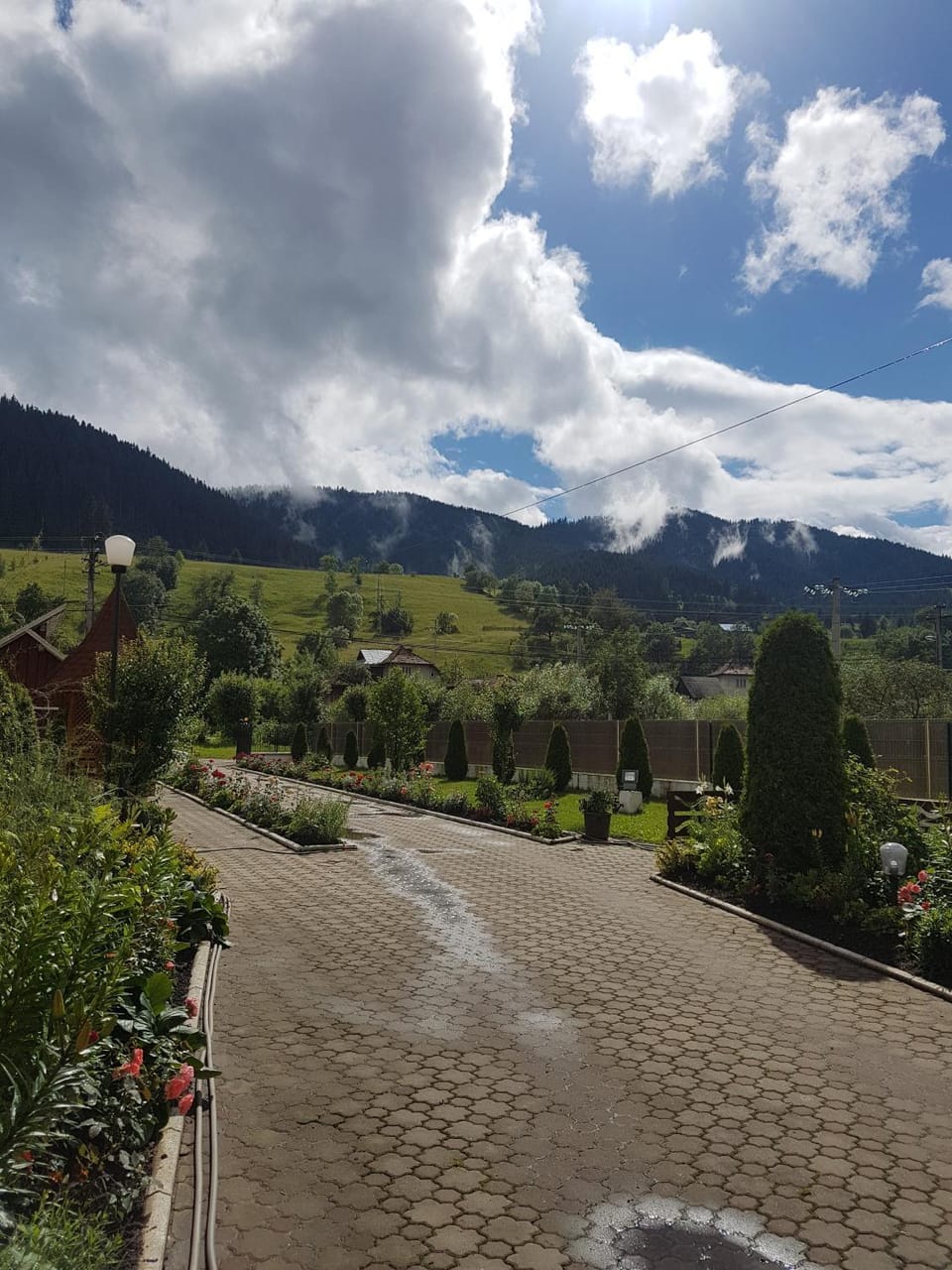 Pensiunea Casa Cristina Bed and Breakfast in Romania