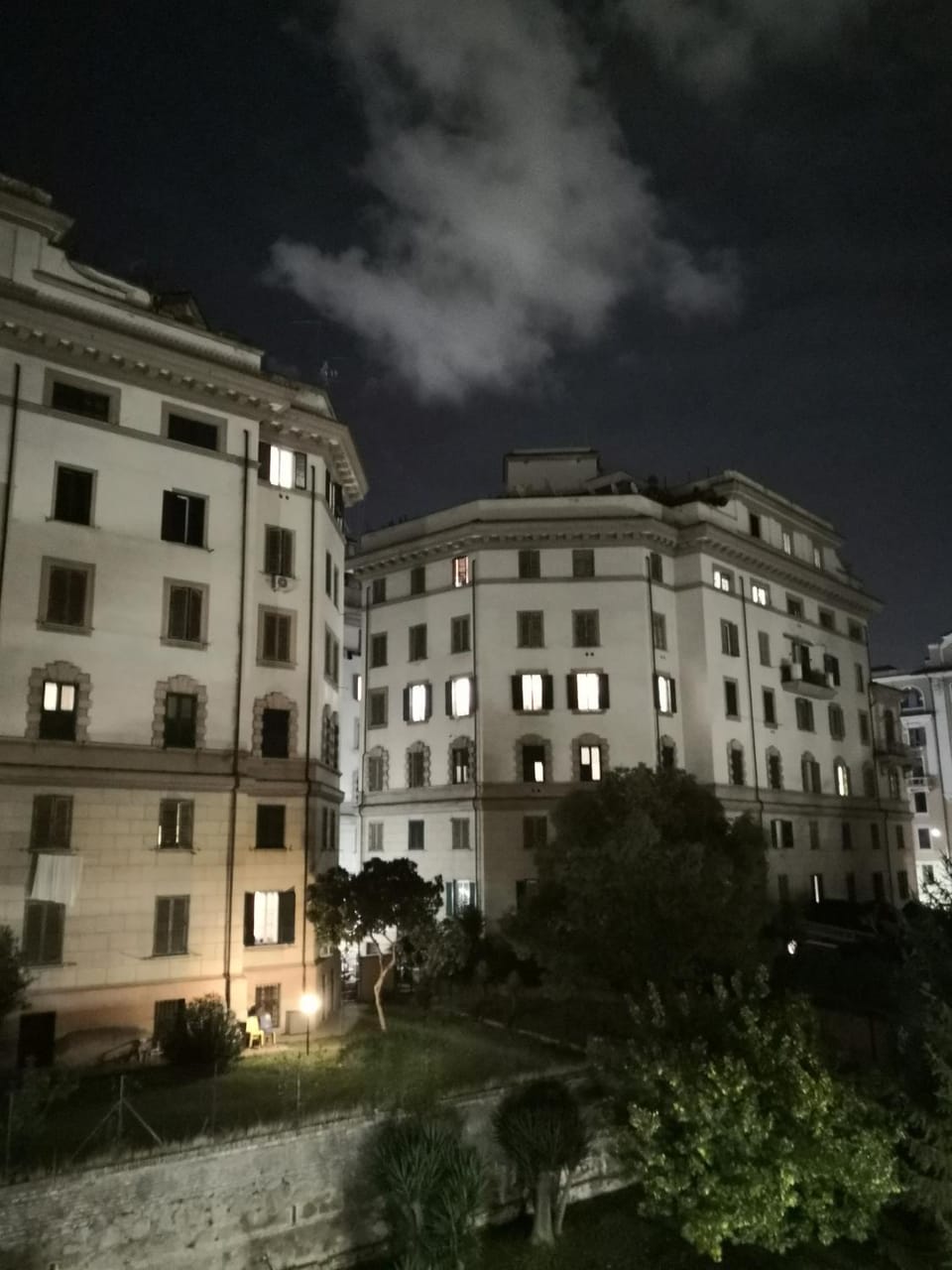 Property building, Nearby landmark, Neighbourhood