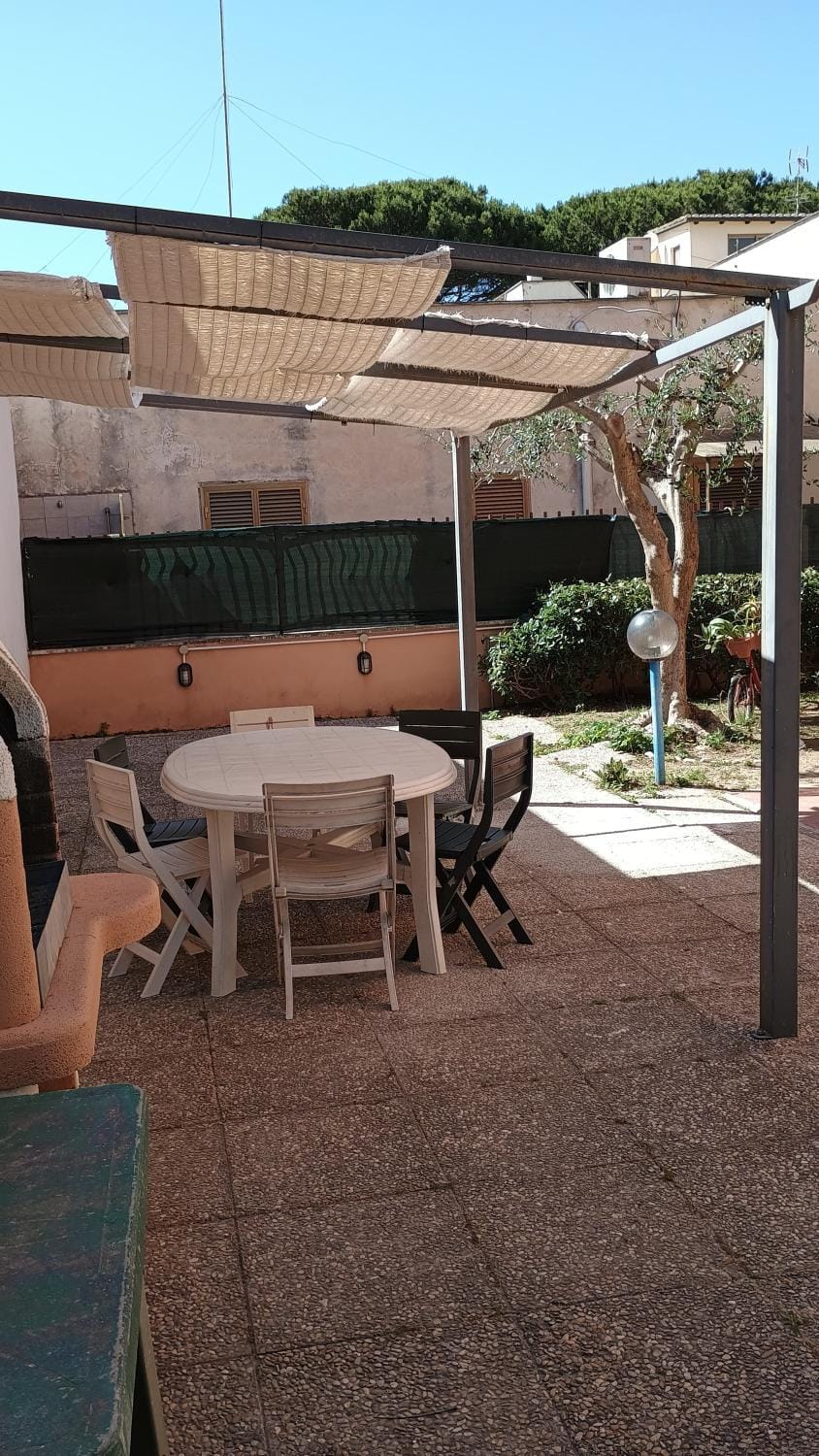 Property building, Garden, Garden view, Garden view