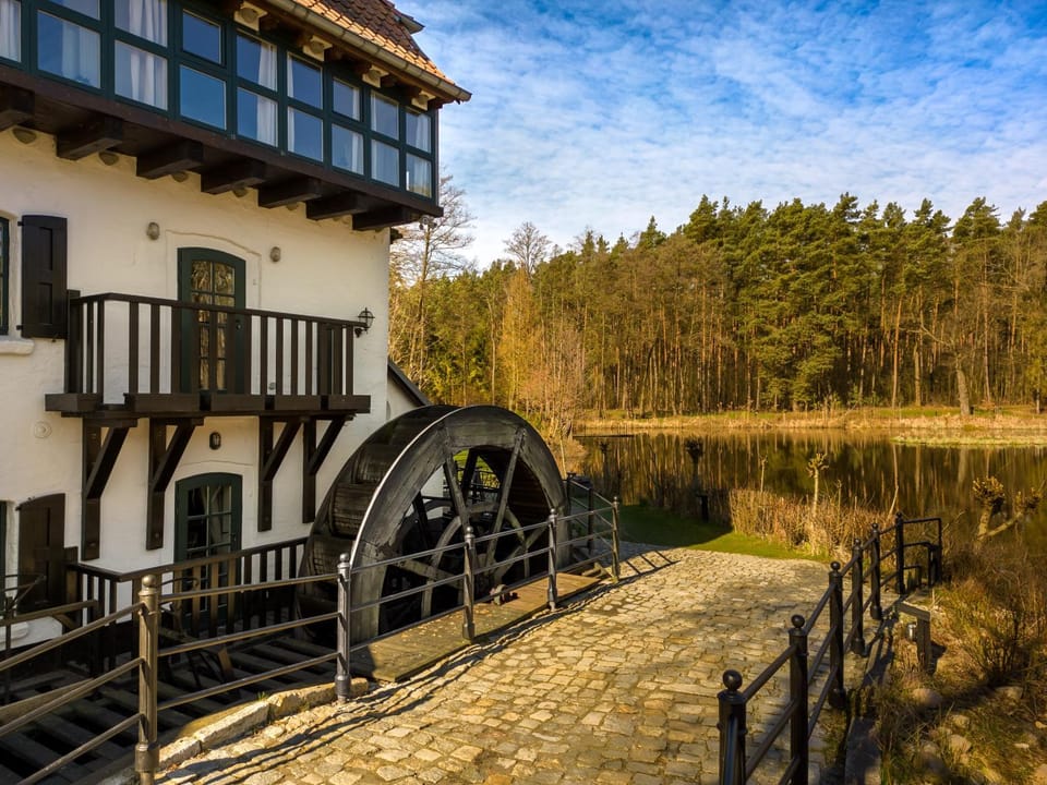 Gościniec pod Zającem Bed and Breakfast in Lower Silesian Voivodeship