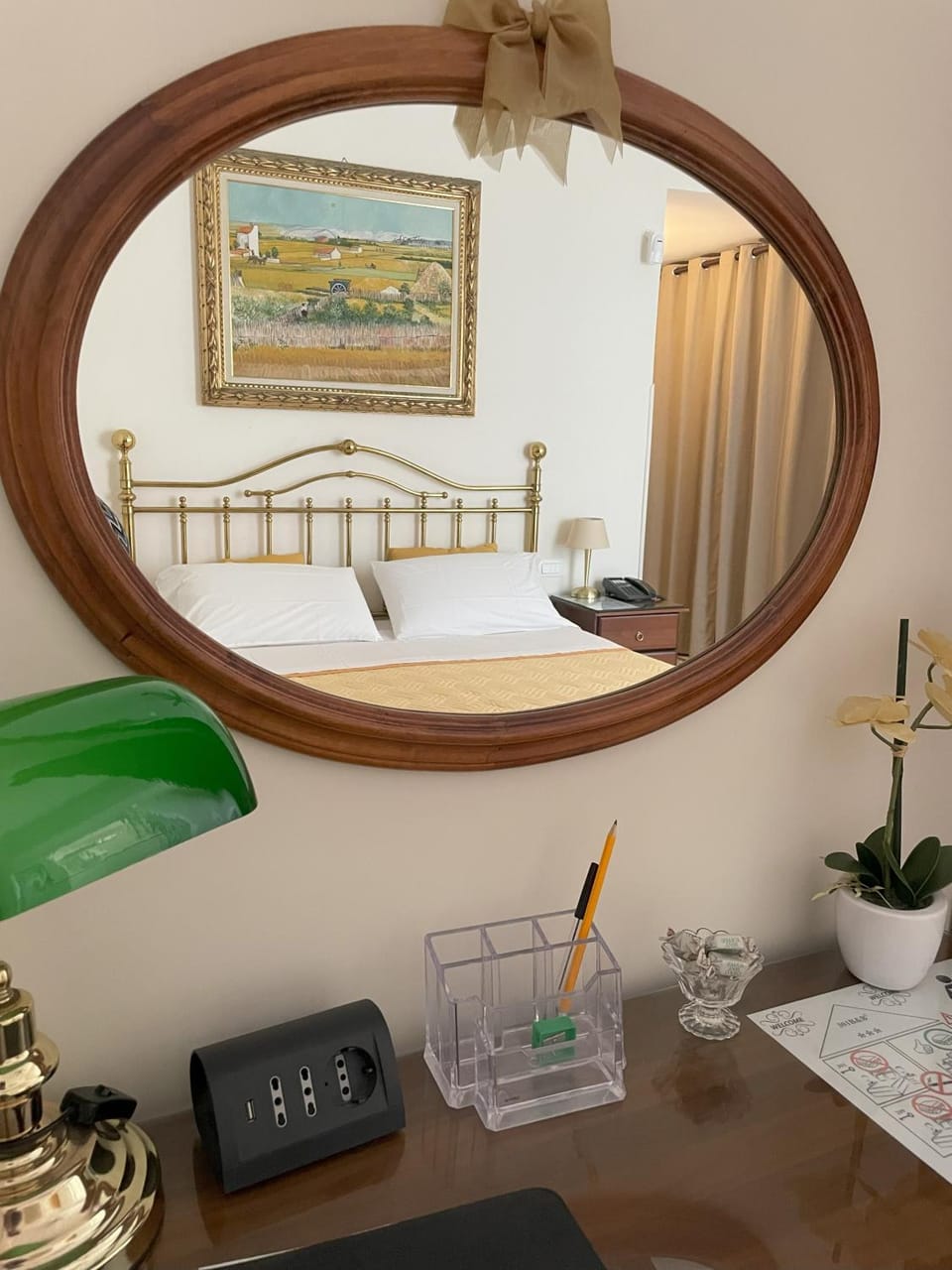 Photo of the whole room