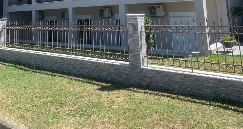 Property building, Garden, Garden view
