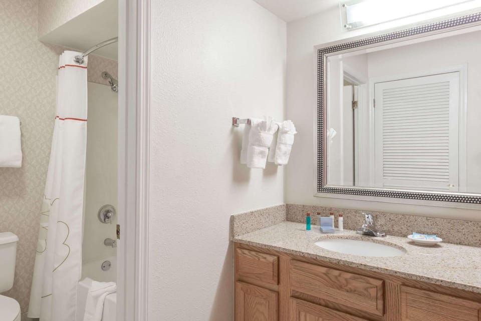 Bathroom, Photo of the whole room, On site