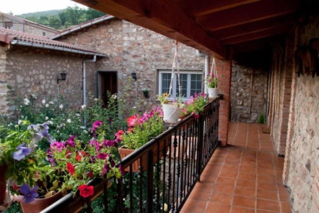 Facade/entrance, Bird's eye view, BBQ facilities, Balcony/Terrace