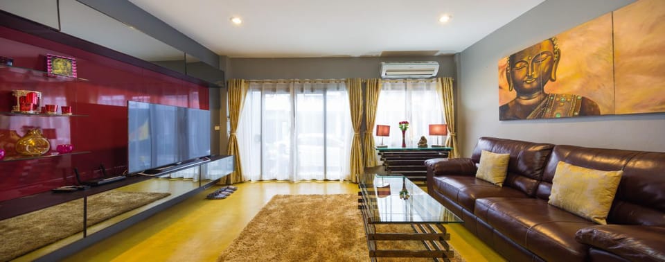Luxury Town House in the Heart of the Old City House in Chiang Mai