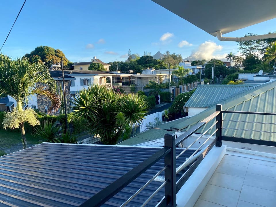 Villa Ebène - Ideal Location in Rose Hill Villa in Rivière Noire District, Mauritius