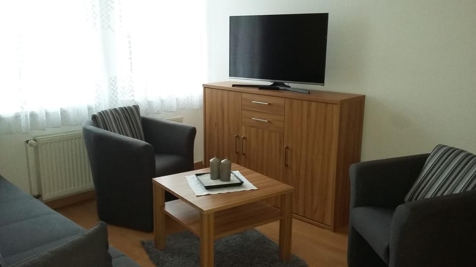 Living room, Bedroom