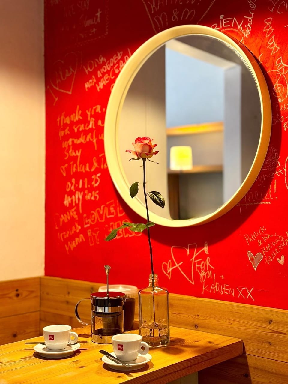 Heaven AT 11, your Deluxe Studio with personal bathroom, kitchenette & terrace Bed and Breakfast in Ghent