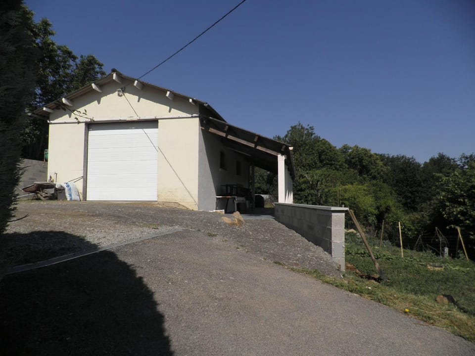 Property building, On site