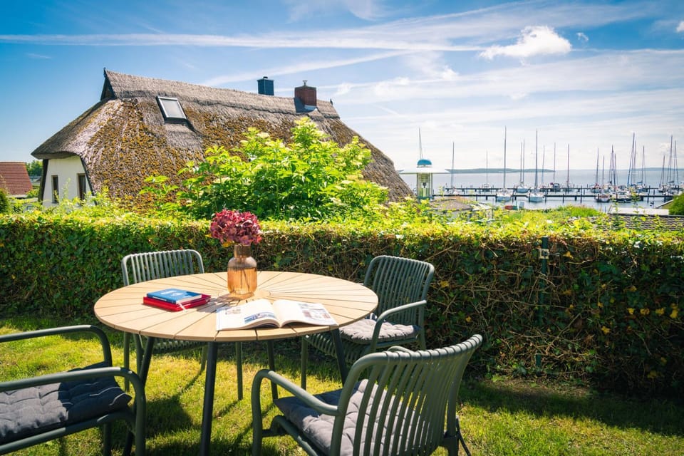 Garden, Sea view