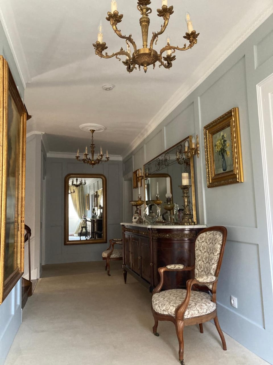 Seating area