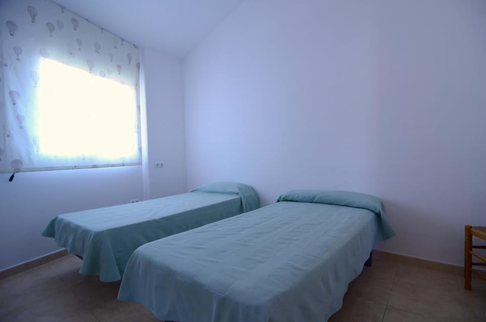 Trias Plaza Apartment in Baix Empordà