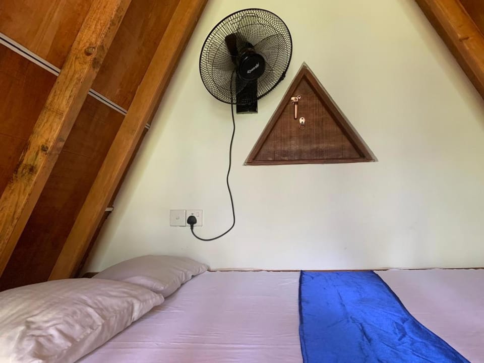 Angry Birds Tree house new cabana Vacation rental in Sri Lanka