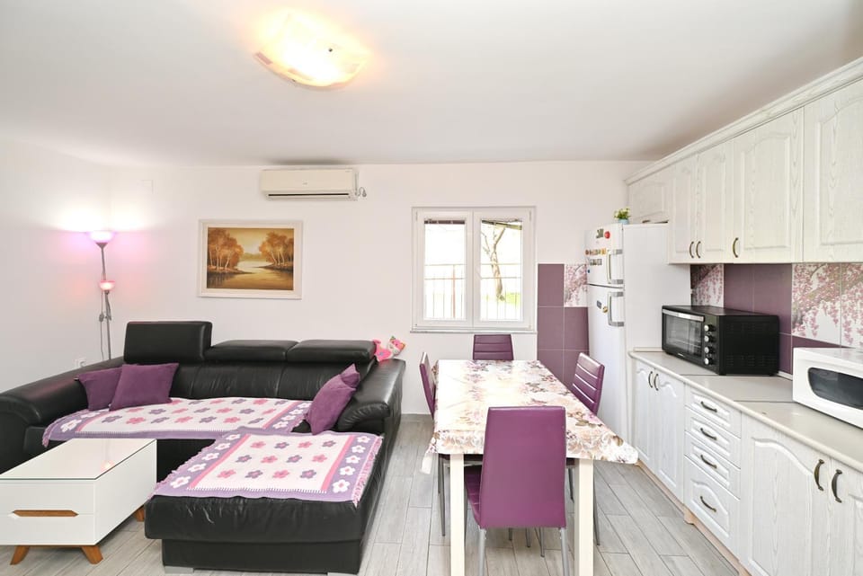 Badza Apartment Apartment in Dobrota