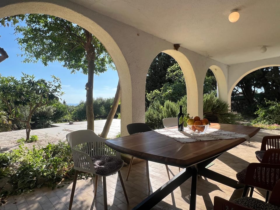 House Luna House in Lun