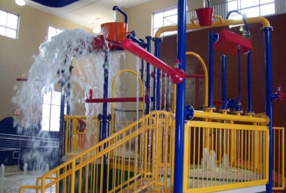 Aqua park, Swimming pool