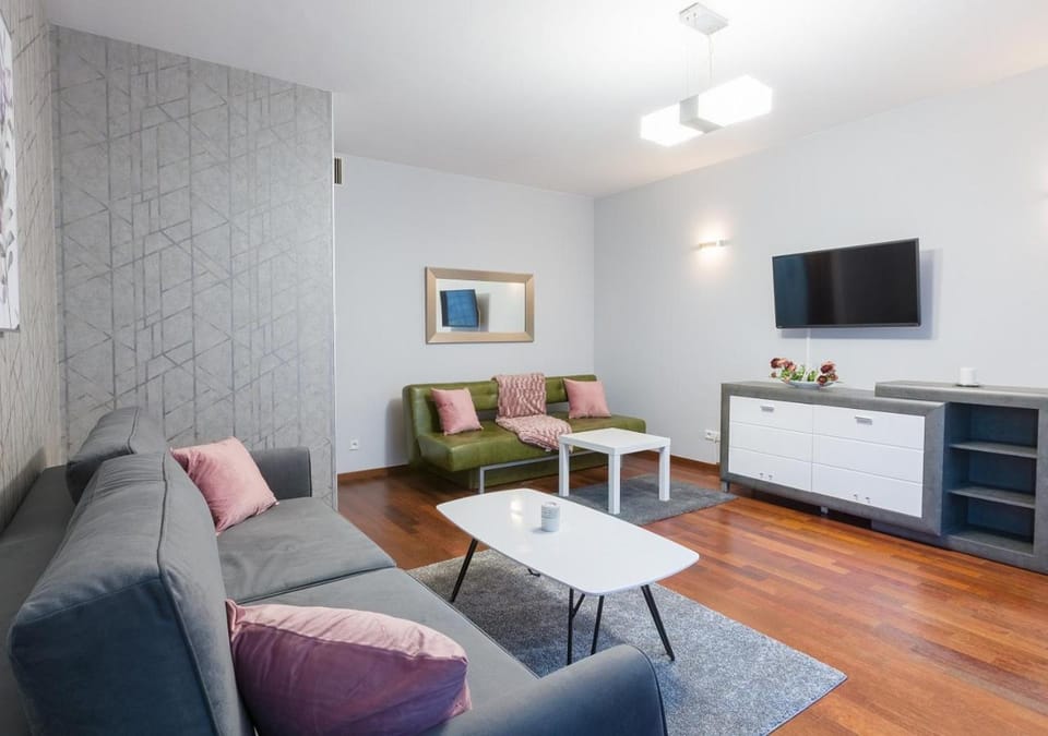 Communal lounge/ TV room, Living room, Seating area