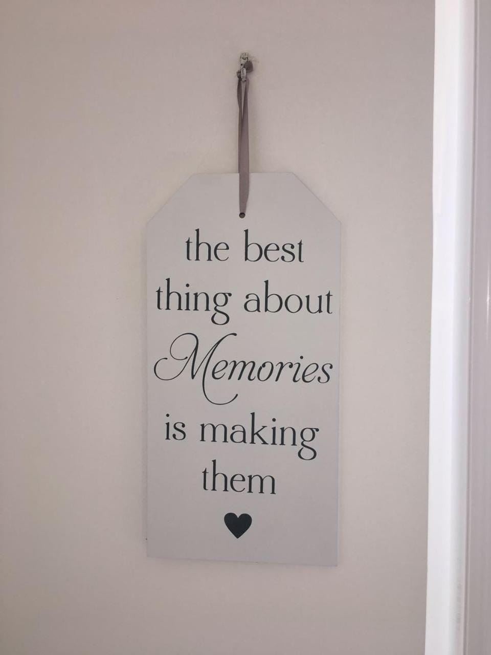 Decorative detail, Text overlay