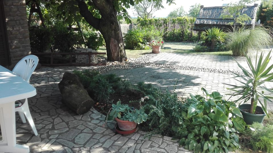 Echo Apartman Apartment in Hungary