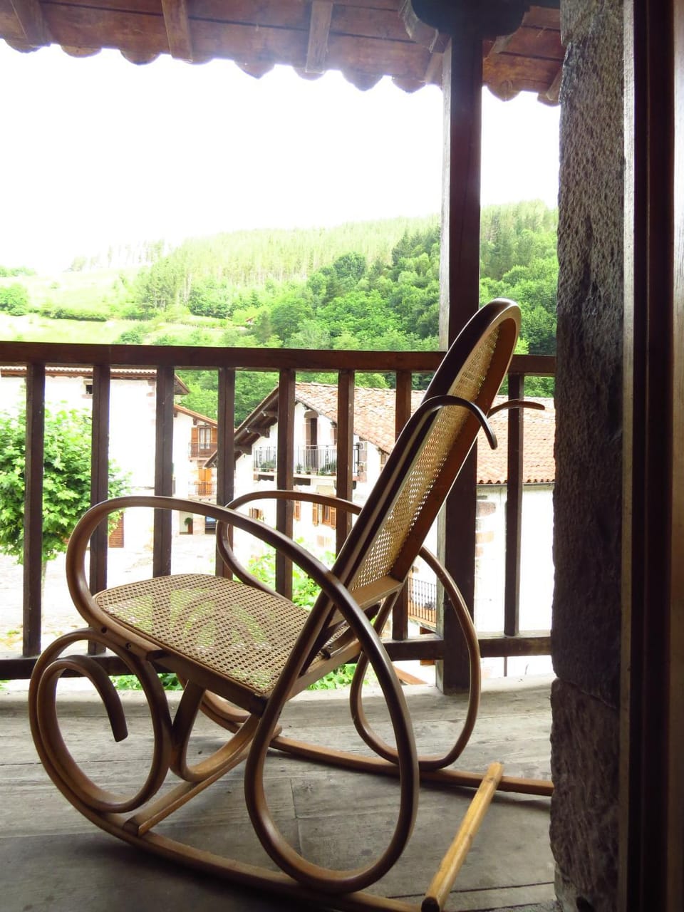Balcony/Terrace, Mountain view, Street view