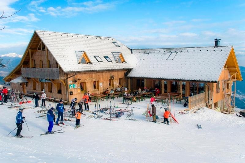 Children play ground, Ski School, Skiing, Pets