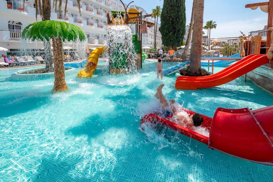 Swimming pool, children
