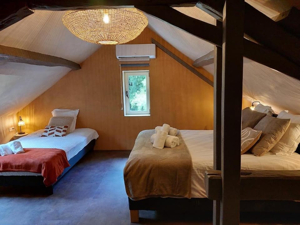 Le Moulin du Porteil Bed and Breakfast in Le Bugue