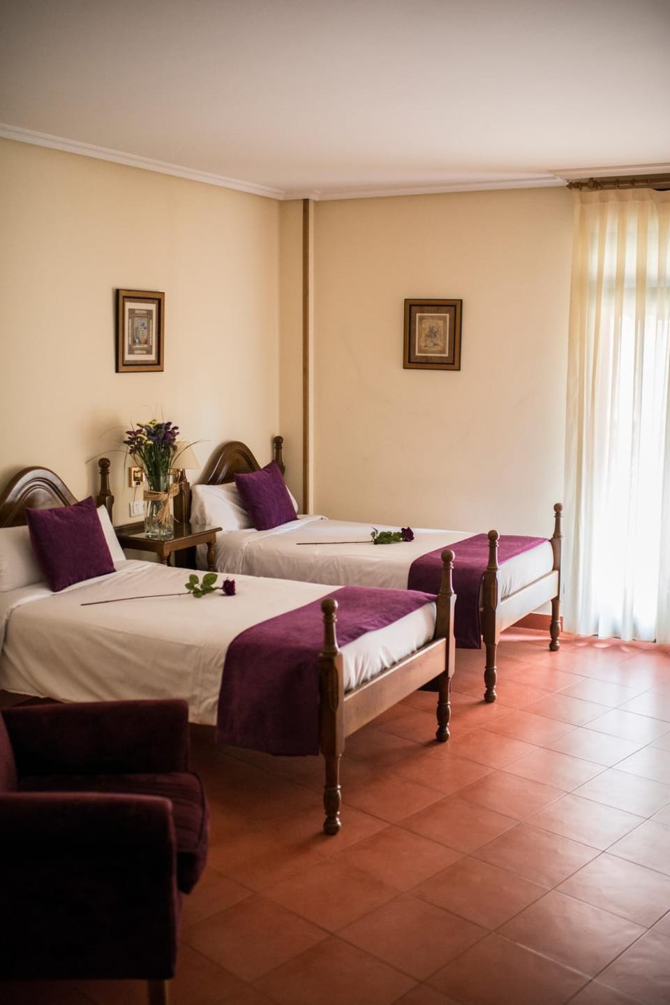 Bed, Photo of the whole room