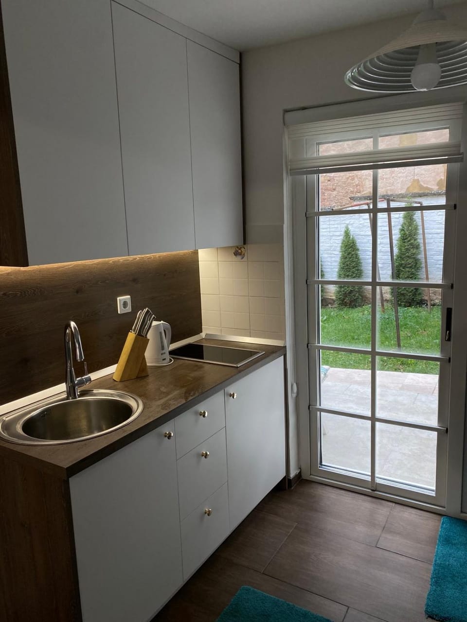 Kitchen or kitchenette, pet friendly