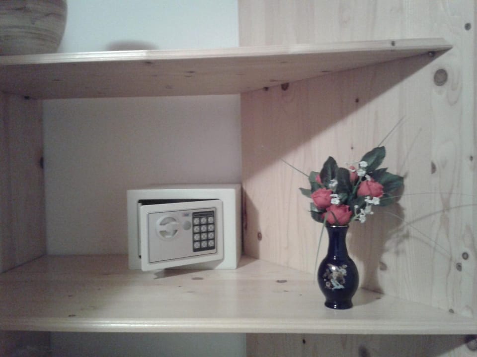 Living room, Decorative detail