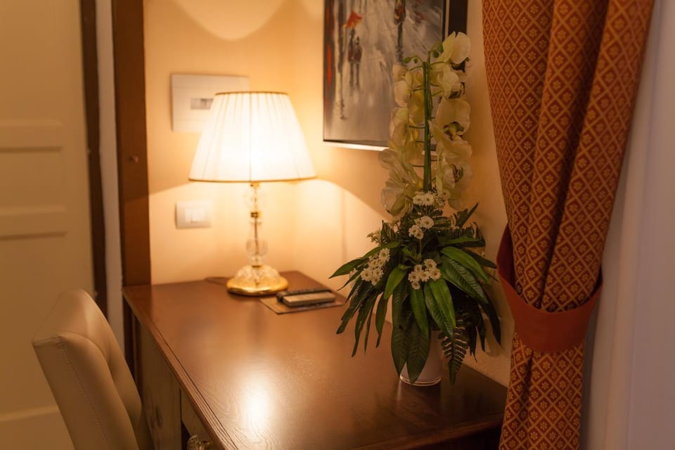 Decorative detail, Bedroom