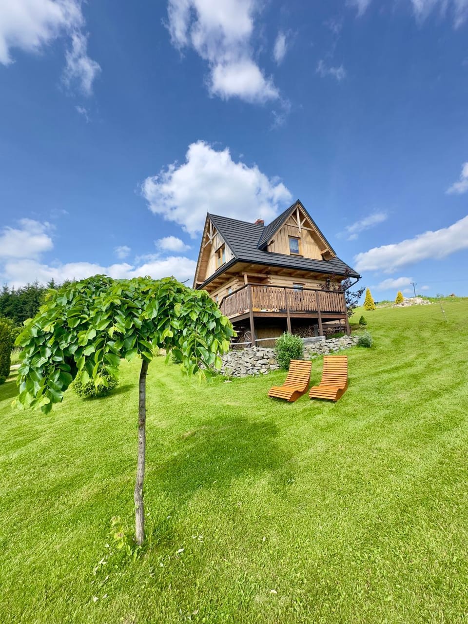 Pocztówka z Mizernej, drewniane domki, widok na Tatry, blisko Velo Czorsztyn, Jezioro Czorsztyńskie, rowery, spokojna okolica Nature lodge in Lesser Poland Voivodeship