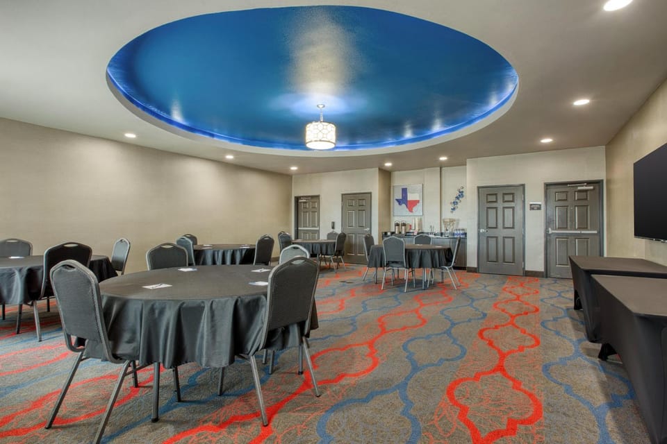 Meeting/conference room