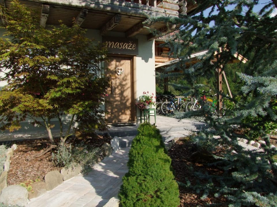 Property building, Massage