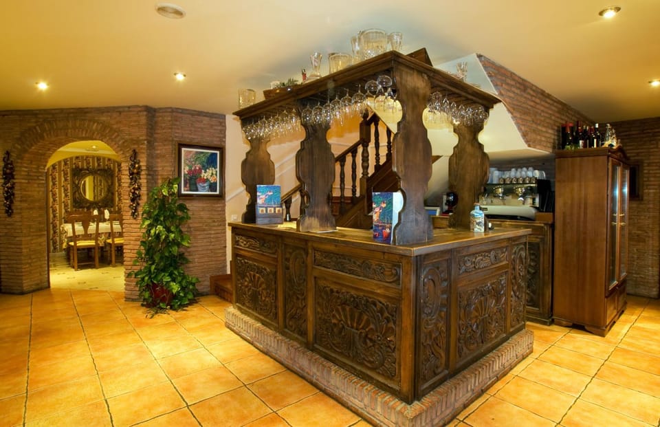 Lounge or bar