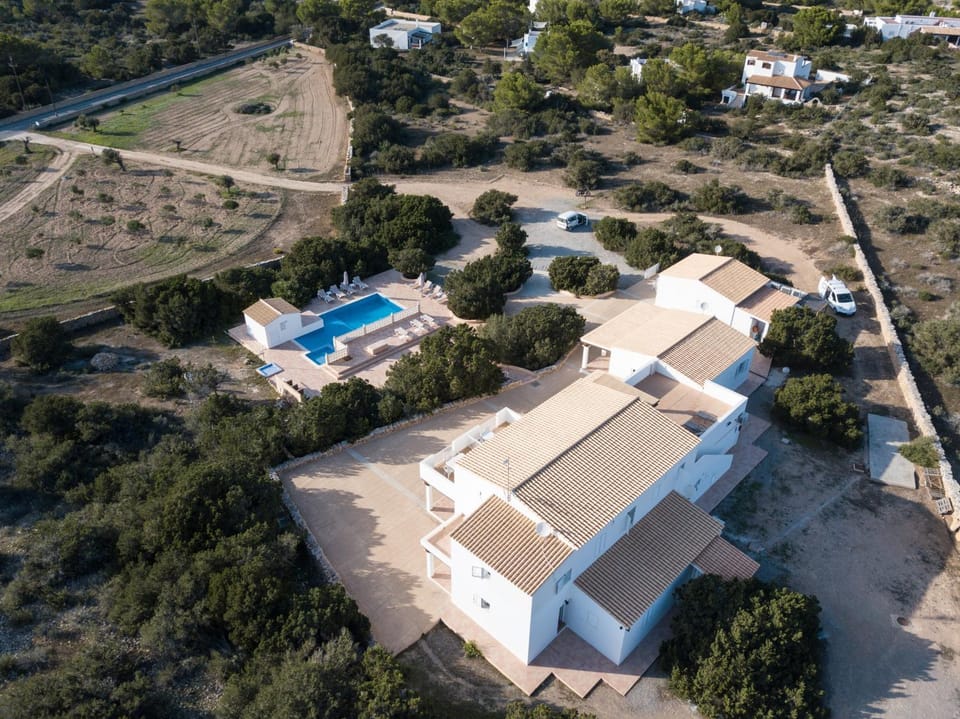 Property building, Natural landscape, Bird's eye view, Pool view