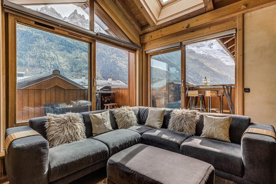 Natural landscape, Living room, Seating area, Mountain view