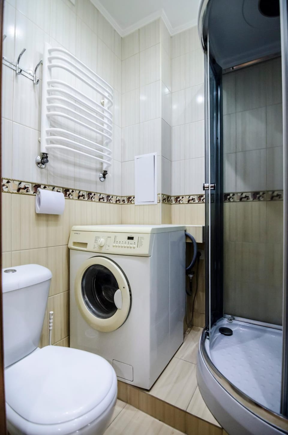 Toilet, Photo of the whole room