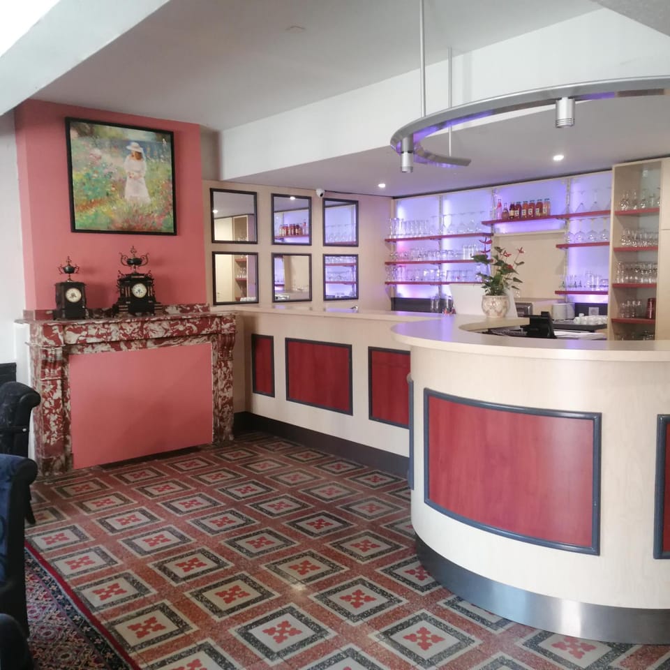 Lounge or bar