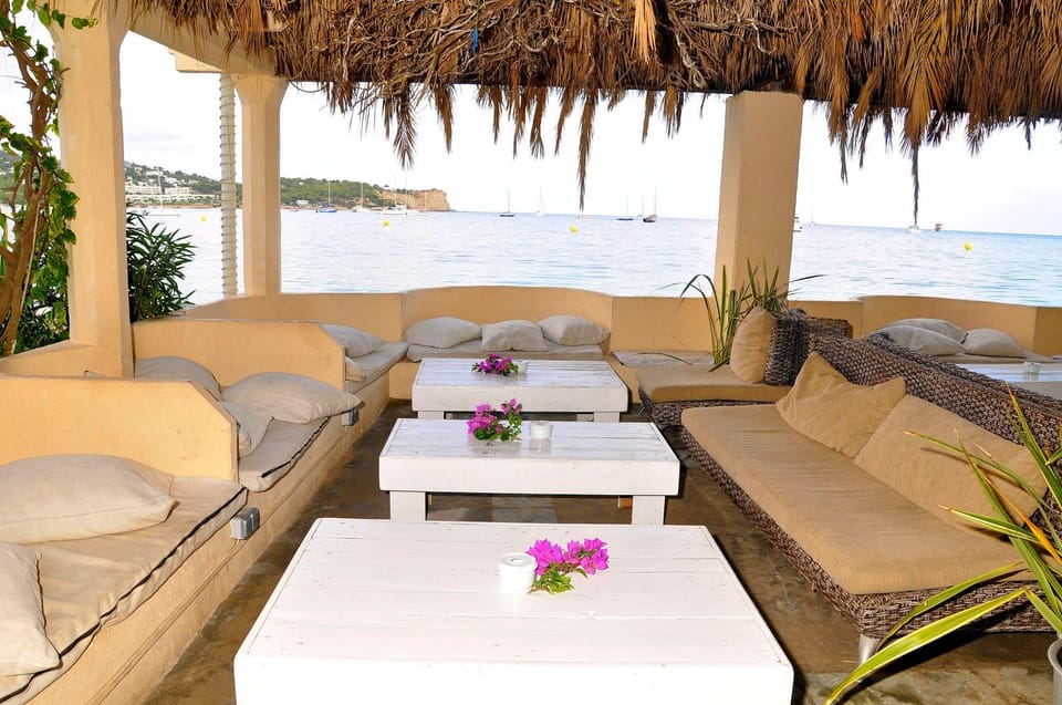 View (from property/room), Lounge or bar