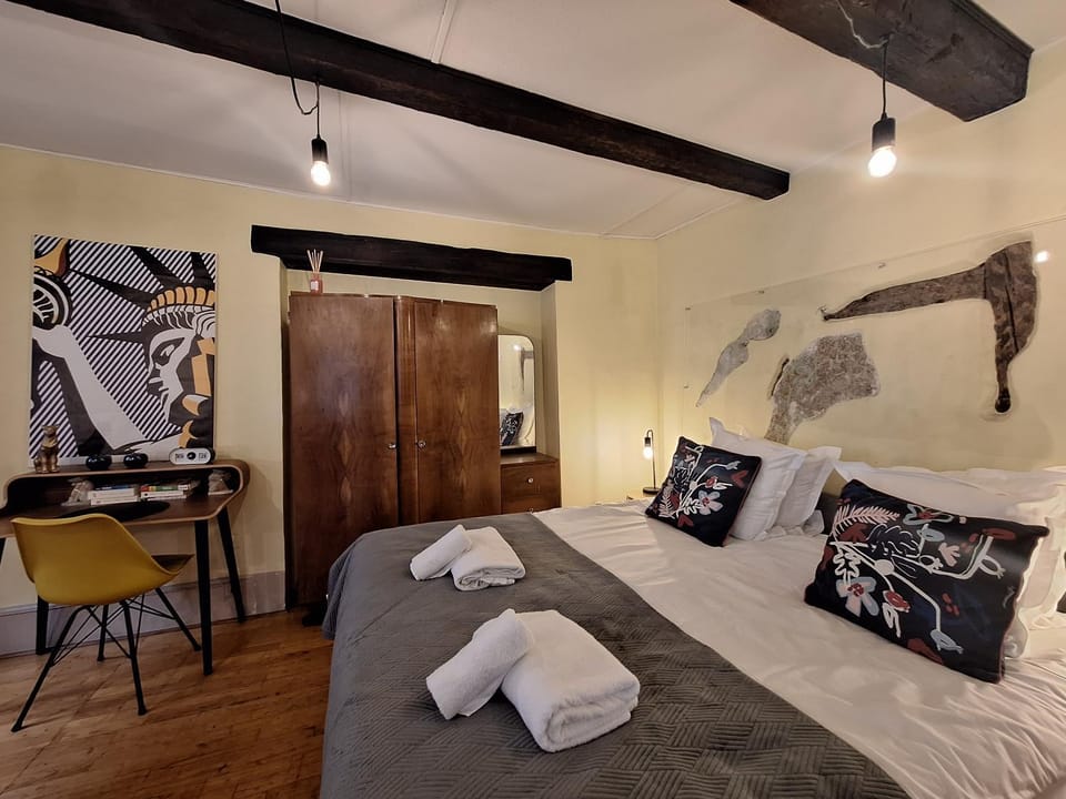 Bed, Photo of the whole room, Bedroom, towels, wardrobe