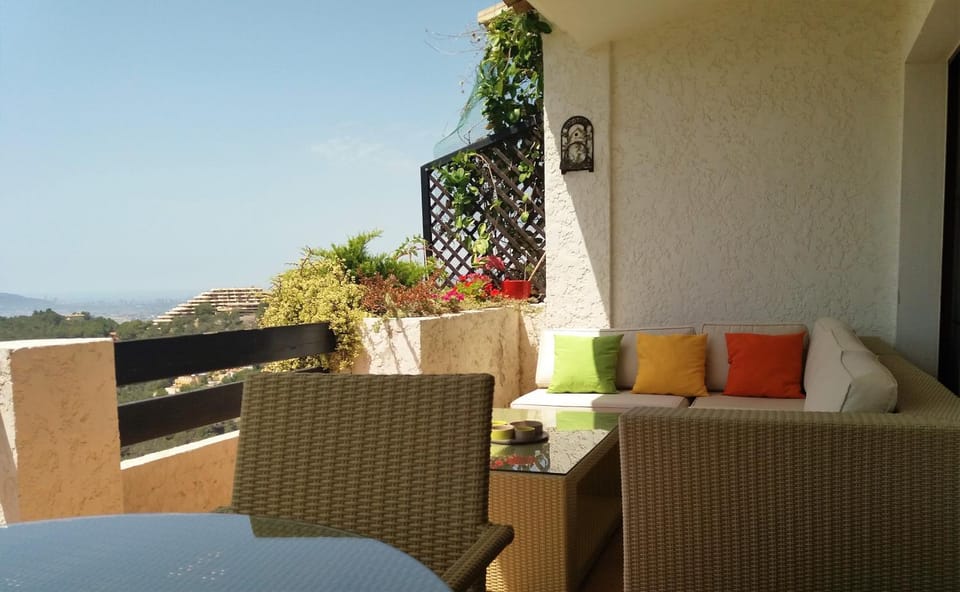 Day, Balcony/Terrace