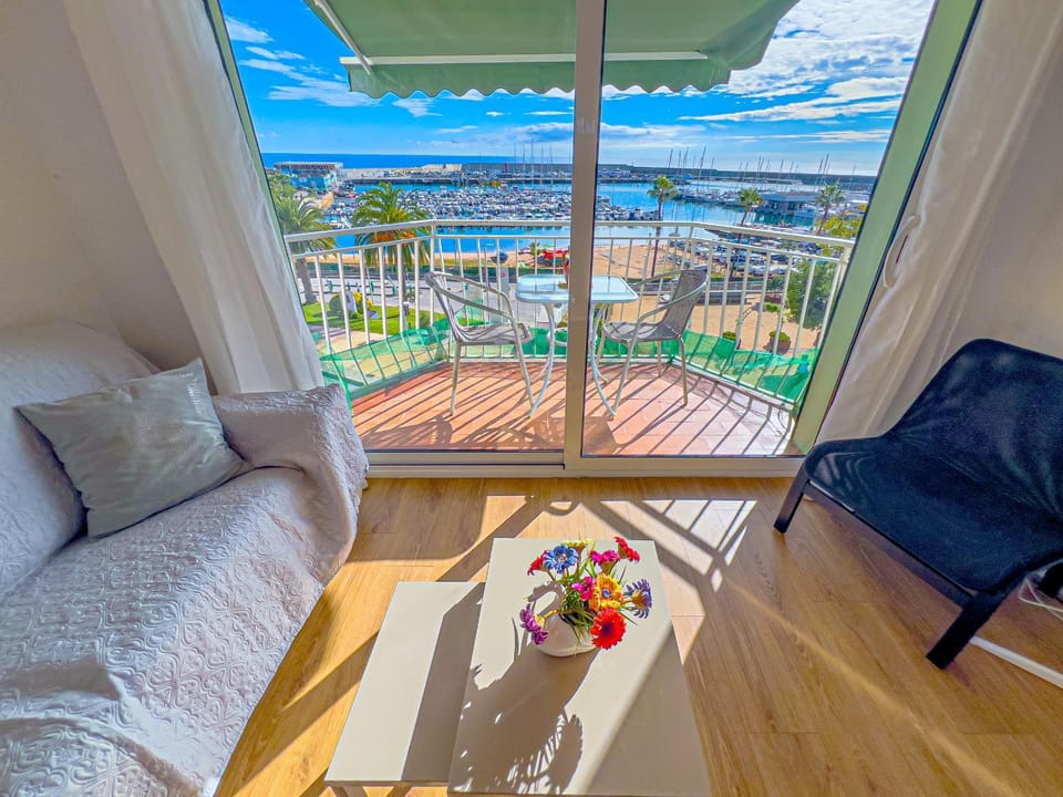 Balcony/Terrace, Living room, Sea view