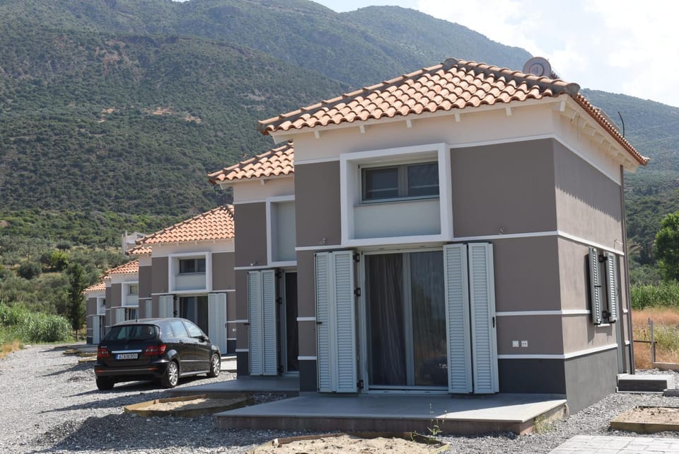 Alati Apartments House in Peloponnese, Western Greece and the Ionian