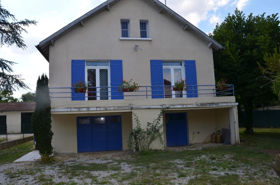 Property building, Balcony/Terrace