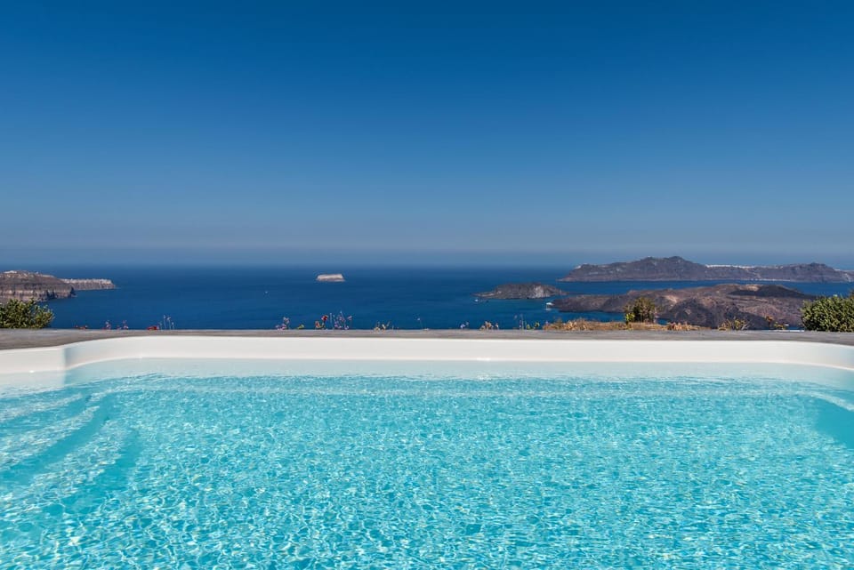 Sea view, Swimming pool