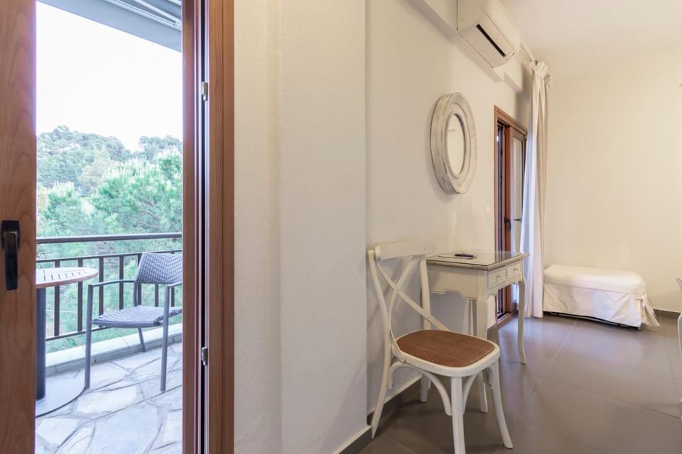 Balcony/Terrace, Photo of the whole room