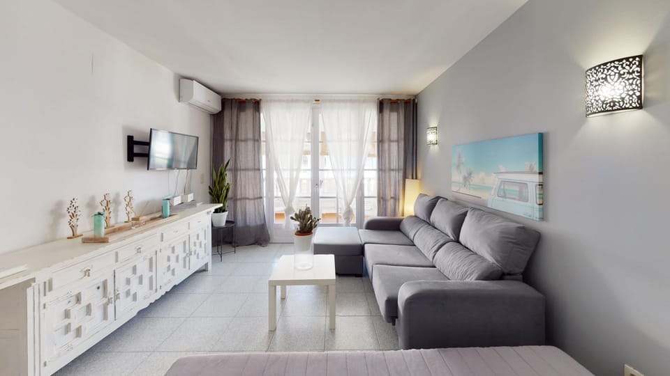 Communal lounge/ TV room, Lounge or bar