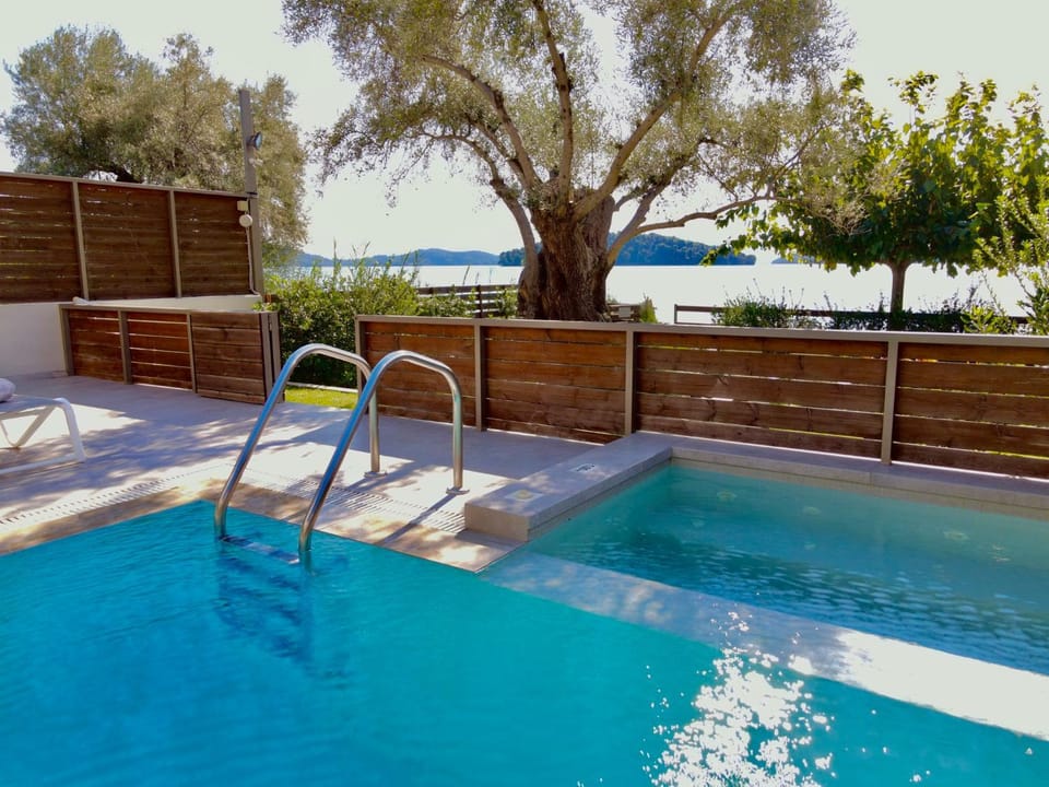 Hot Tub, Pool view, Swimming pool