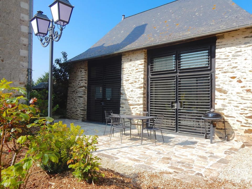 Patio, BBQ facilities